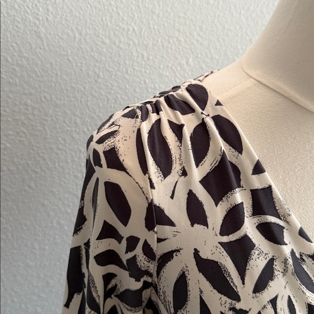 Lauren Ralph Lauren Black & White Ruched Wrap Dress Size 4 - Picture 7 of 8